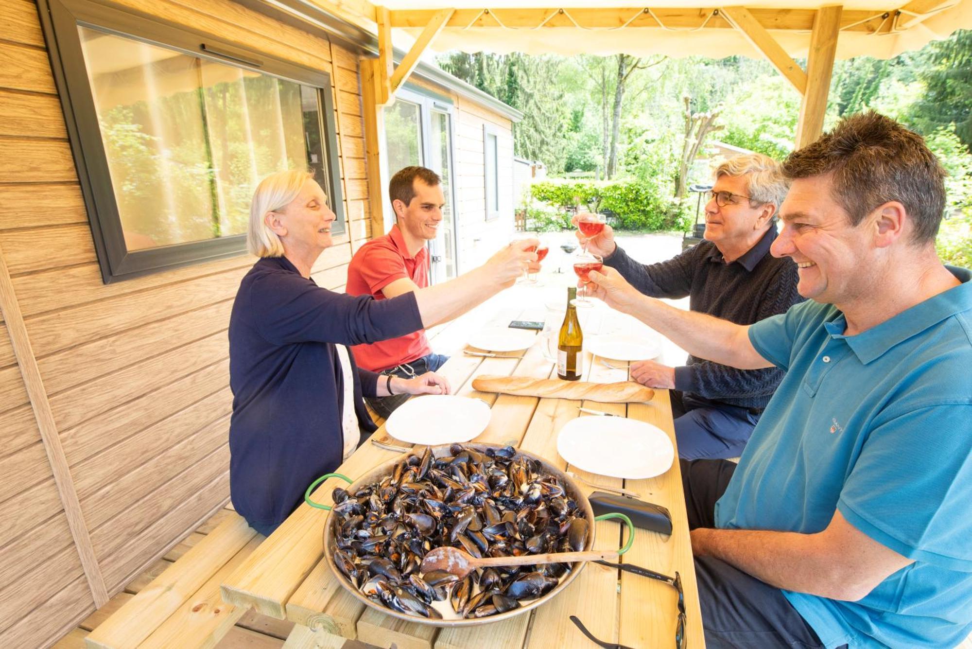 Camping Le Pre Des Moines Gouvieux Εξωτερικό φωτογραφία