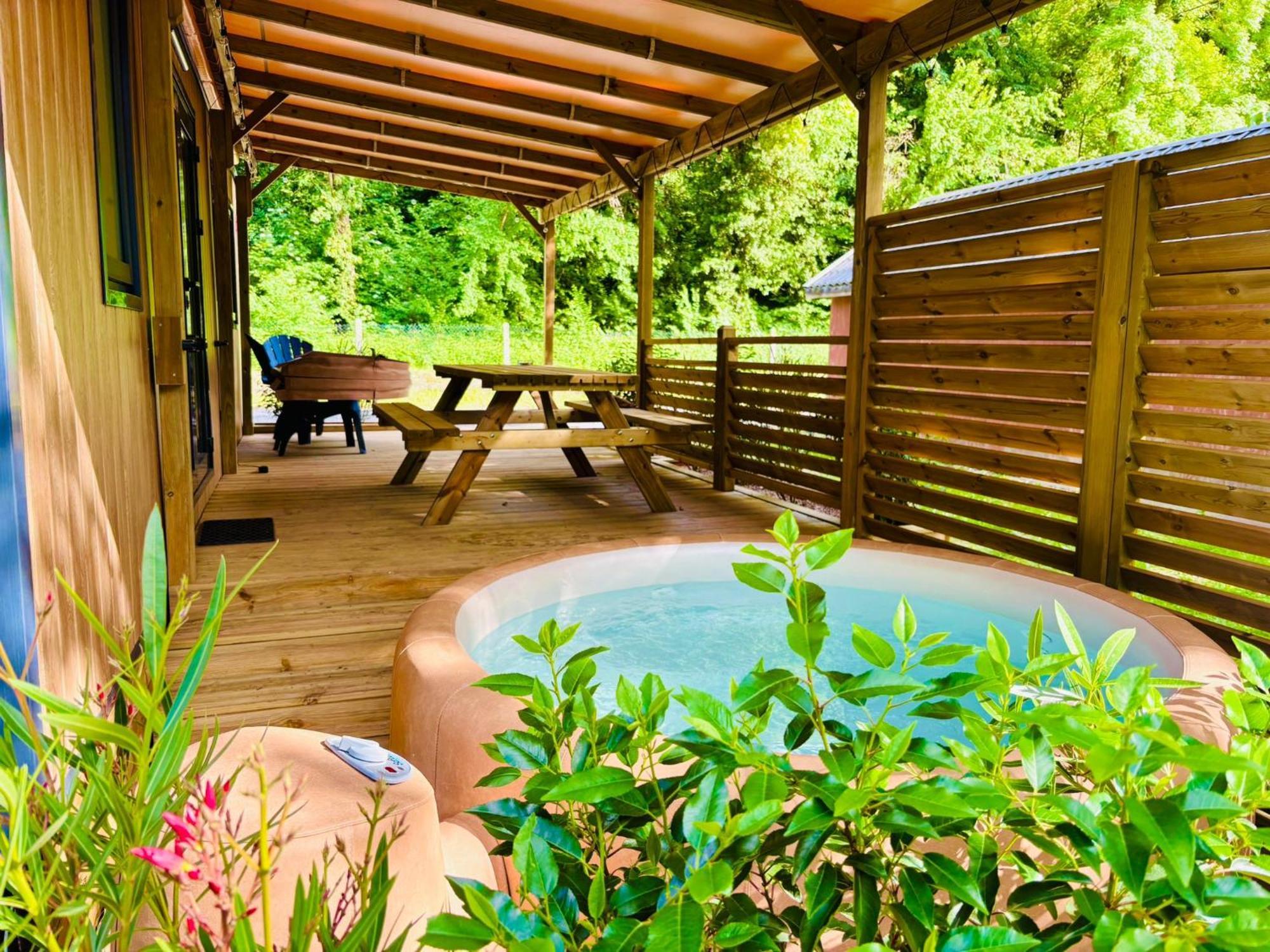 Camping Le Pre Des Moines Gouvieux Εξωτερικό φωτογραφία